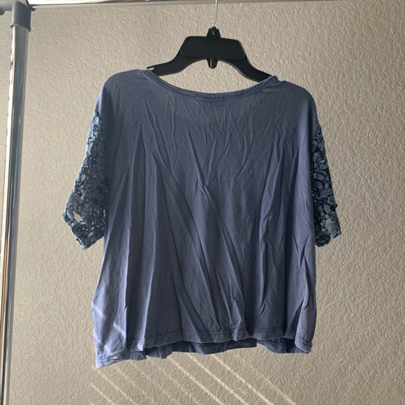 Top - Picture 3 of 4